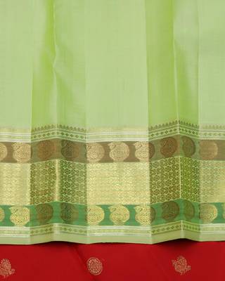 Red and green bridal pure zari silk saree with silk mark certified  4