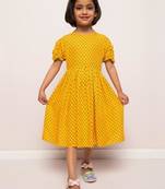 Printed frock in rayon fabric with elasticated sleeves