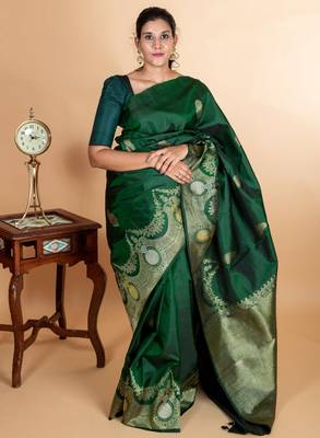 Bottle green pattu saree with silk mark certified 1