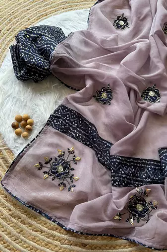 Lavender Mirror And Thread Embroidered Crunchy Chiffon Saree