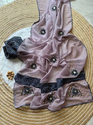 Lavender Mirror And Thread Embroidered Crunchy Chiffon Saree 4