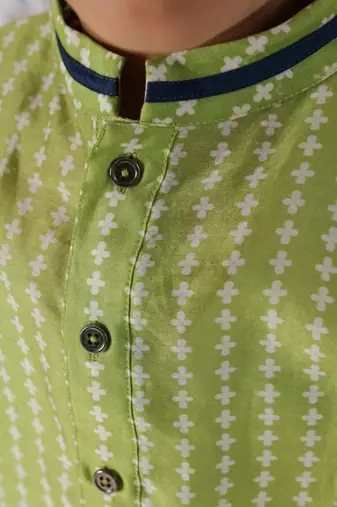 Lime blossom boys kurta set green floral print with piped collar