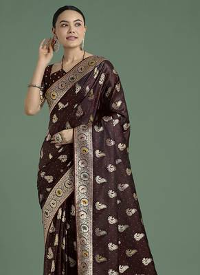 maroon banarasi satin silk blend zari weaving saree 3