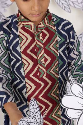 Zigzag fest boys kurta set multicolour print with white pajama 3
