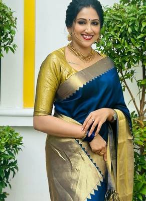 Blue color silk blend saree with blouse 5