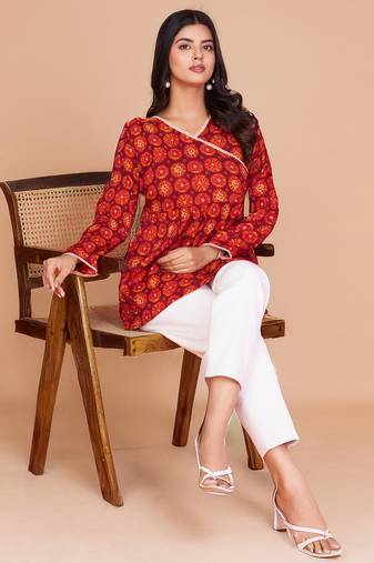 Vibrant red-orange digital printed delta silk v-neck full sleeve top for women
