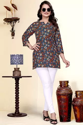 Stylish navy blue printed cotton blend round neck 3/4 sleeve top for women