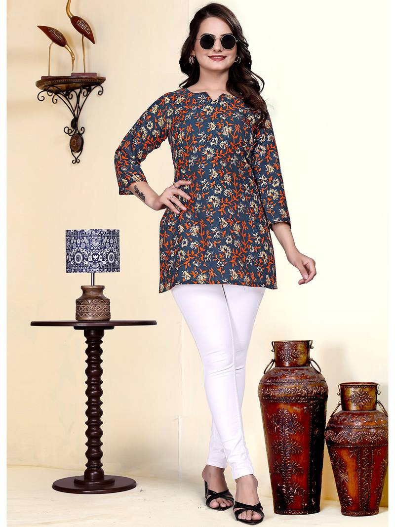 Stylish navy blue printed cotton blend round neck 3/4 sleeve top for women