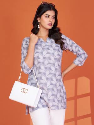 Stylish grey printed cotton blend round neck 3/4 sleeve top for women 1
