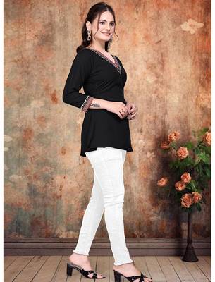Stylish black printed rayon v-neck 3/4 sleeve top for women 3