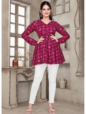 Pink printed v-neck long sleeve top in delta silk     everyday wear 3