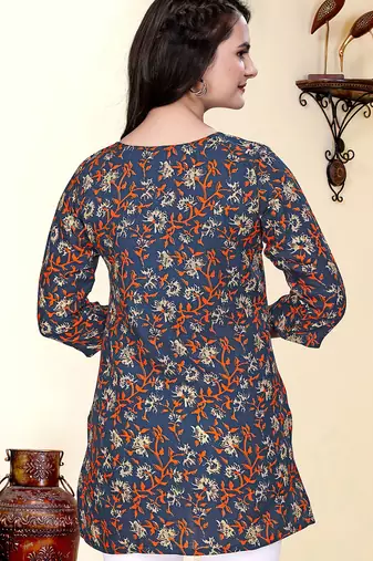Stylish navy blue printed cotton blend round neck 3/4 sleeve top for women