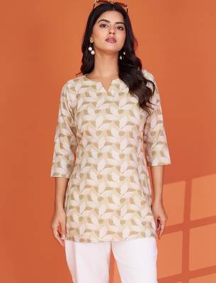 olive green printed cotton blend round neck 3/4 sleeve top for women 4