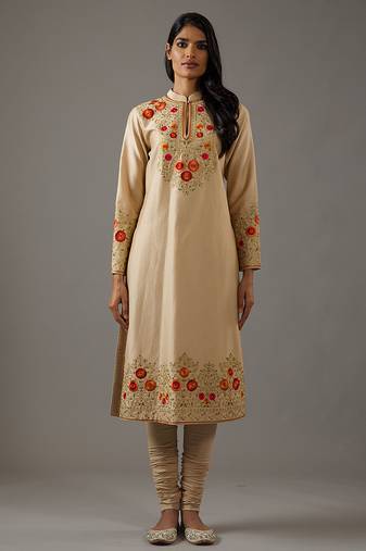 Beige floral embroidered chanderi silk kurta set