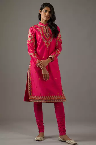 Fuchsia floral embroidered chanderi silk kurta set