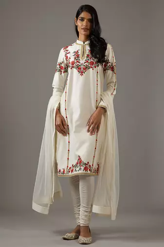 Ivory floral embroidered chanderi silk kurta set