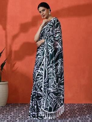Green chinon digital printed saree 5