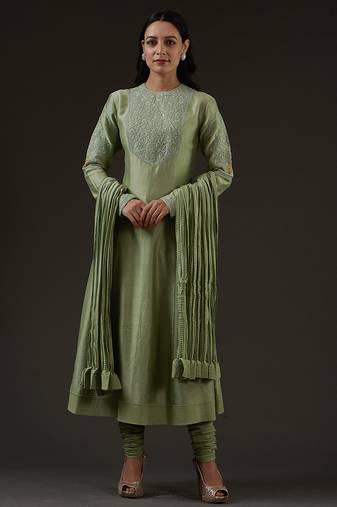 Green embroidered chanderi kurta set