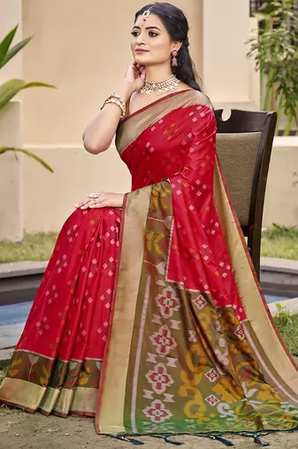 Red pochampalli silk blend woven saree