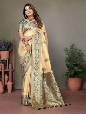 Green woven rich pallu viscosee silk blend saree 1