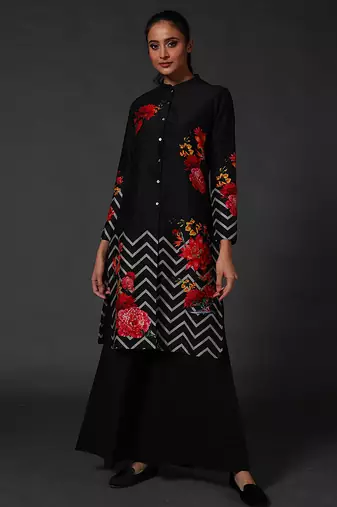 Black floral printed chanderi kurta set