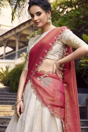 Off-white Onam Style Jacquard Zari Weaving Lehenga Choli