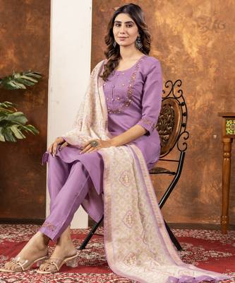 Lavender Designer Straight Kurti Pant Dupatta Set with Embroidery and Hand Work 4