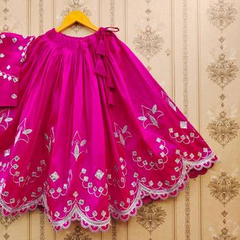 Pink embroidered taffeta lehenga and choli for girls 3