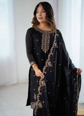 Soft Crunchy Silk Fabric A-Line Kurta With Dupatta And Sharara  5