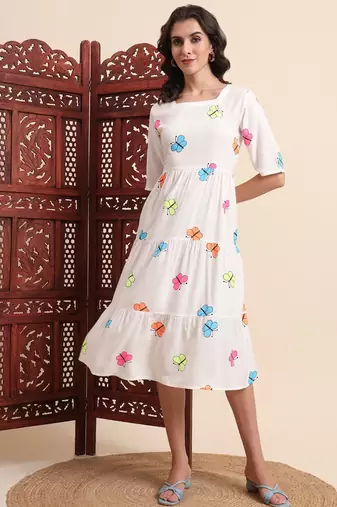 Aayumi new floral printed flared maxi dress