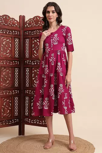 Aayumi new magenta floral printed flared maxi dress