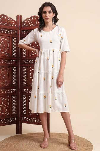 Aayumi new off white floral printed flared maxi dress