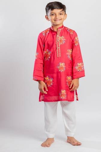 Red printed cotton kurta pyjama