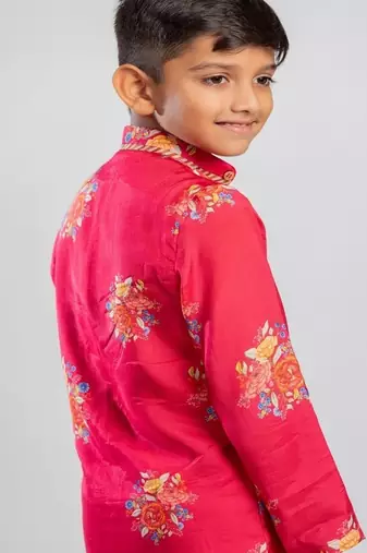Red printed cotton kurta pyjama