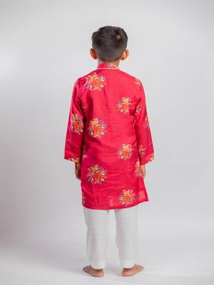 Red printed cotton kurta pyjama 4