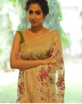Ivory handwoven embroidered silk linen saree 3