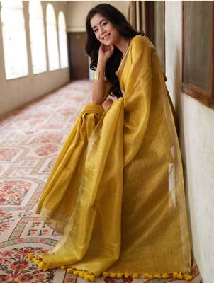 handwoven gold tissue linen saree 3