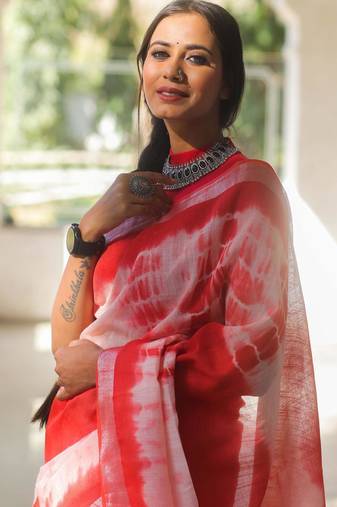 Multicolor handwoven cotton linen saree with shibori print