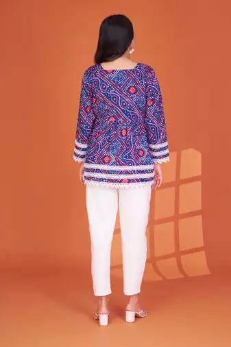 Blue printed delta silk top with lace detailing and square neck