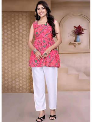 Stylish pink bandhani printed delta silk sleeveless top for women 2