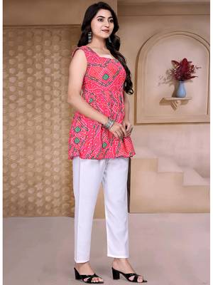 Stylish pink bandhani printed delta silk sleeveless top for women 4
