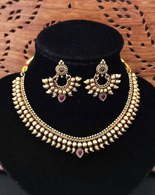Traditional gold plated necklace set with earrings     antique temple design for women 3