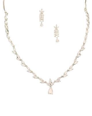 Graceful american diamond leaf design necklace set with earrings for her 4