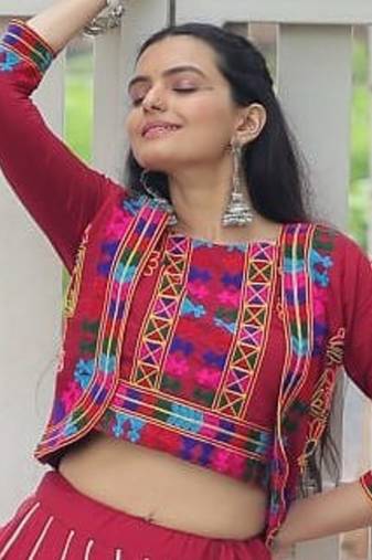 Maroon Roman Silk With Gamathi Work Navratri Lehenga Choli