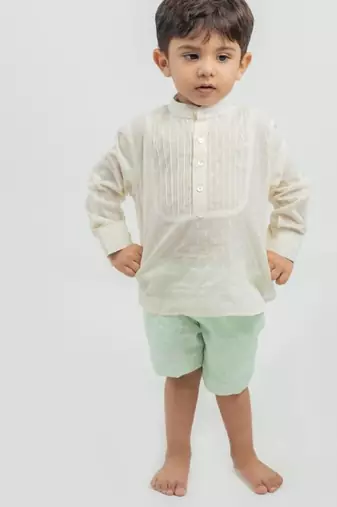 White plain cotton shirt pant