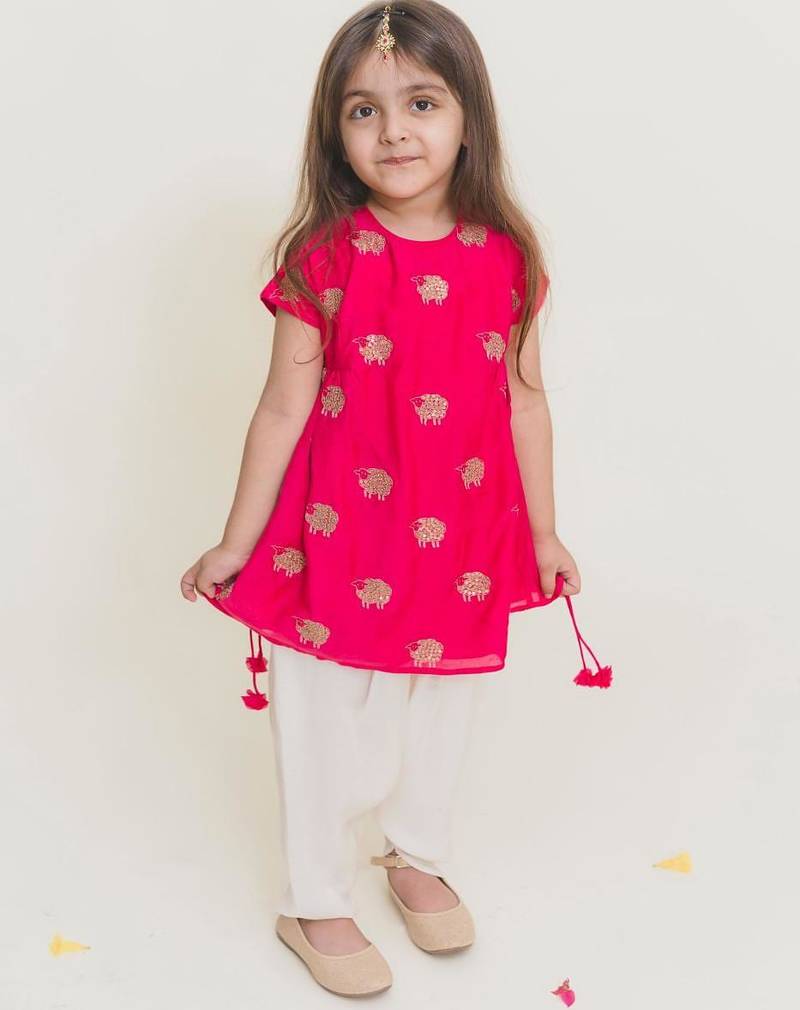 Pink embroidered cotton kurta set