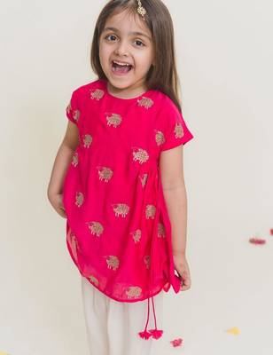 Pink embroidered cotton kurta set 3