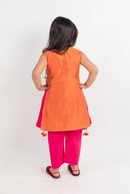 Pink embroidered cotton kurta set 3