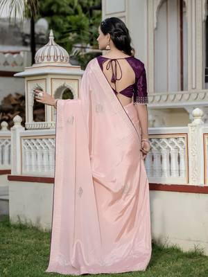 peach chinnon zarkan work saree with unstitched blouse 4