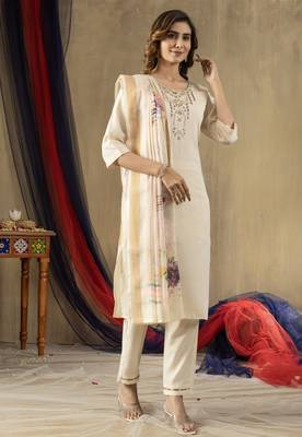 Off white Designer Straight Kurti Pant Dupatta Set With Embroidery And Hand Work 6